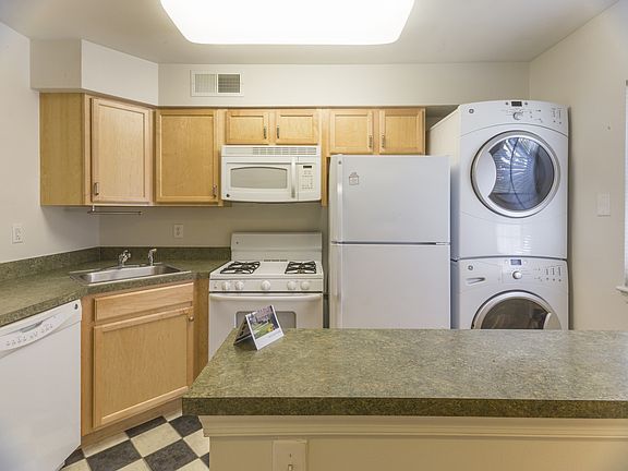 4th image of 814 Cabell Ave #5a8b82f5e