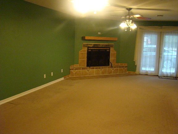 Family Room 1