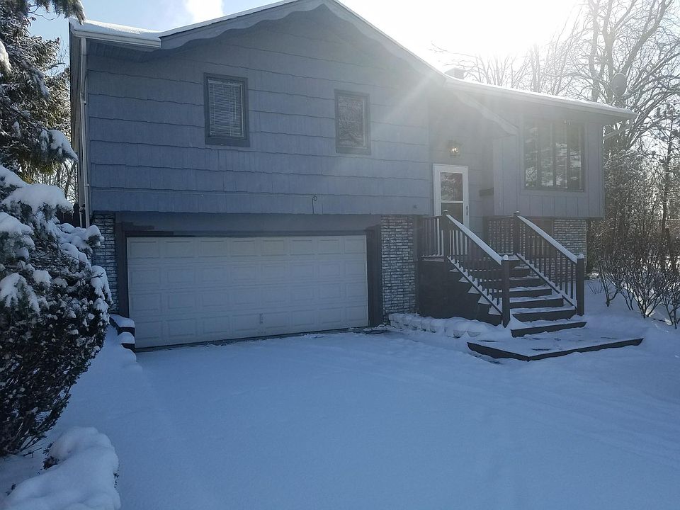 1st image of 22721 Brookwood Dr