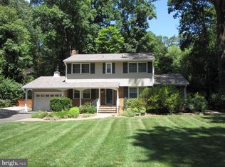 10220 Vale Rd, Vienna, VA 22181