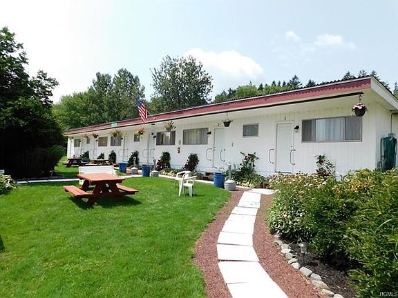 3rd image of 1166 County Road 114