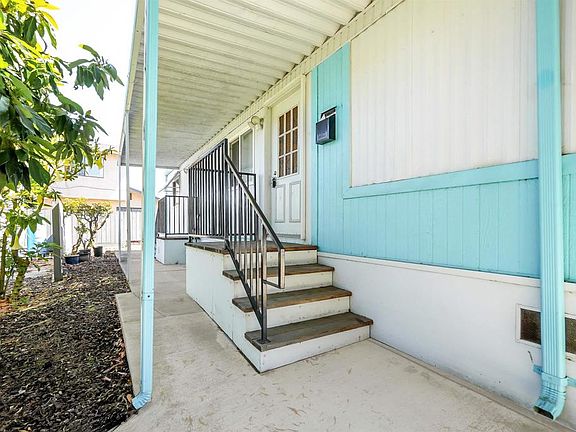 4th image of 17754 Meekland Ave