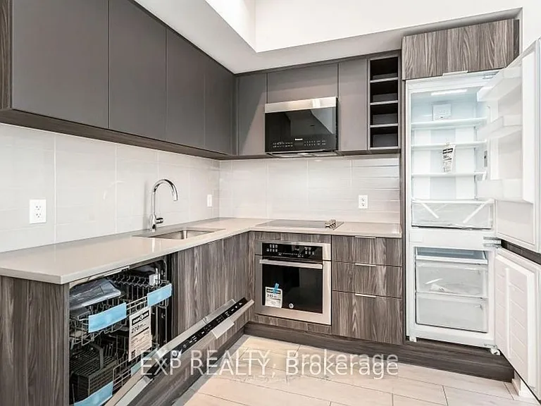 2033 Kennedy Rd #707 — Photo 10