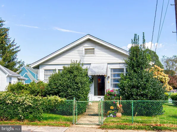 301 W Summit Ave, Wilmington, DE 19804