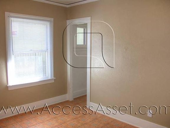 5th image of 219 E Prospect St #1