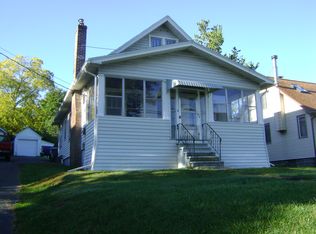 124 W Sand Lake Rd, Wynantskill, NY 12198