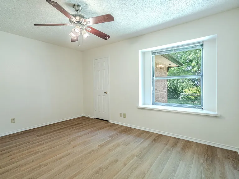 4501 Ridge North Rd — Photo 30