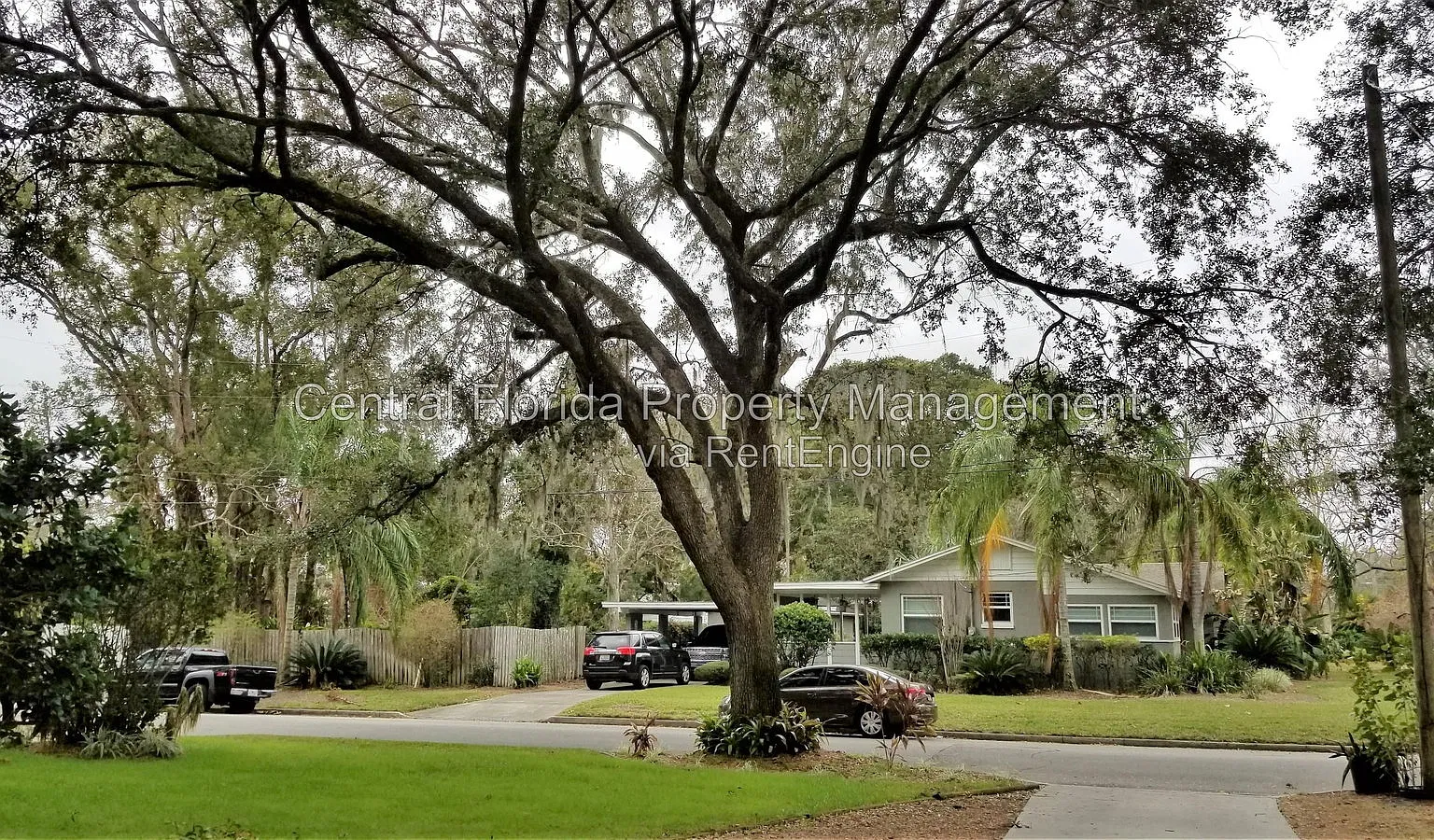 3 bed, 2.0 bath, 1172 sqft, $2,399 — Photo 2