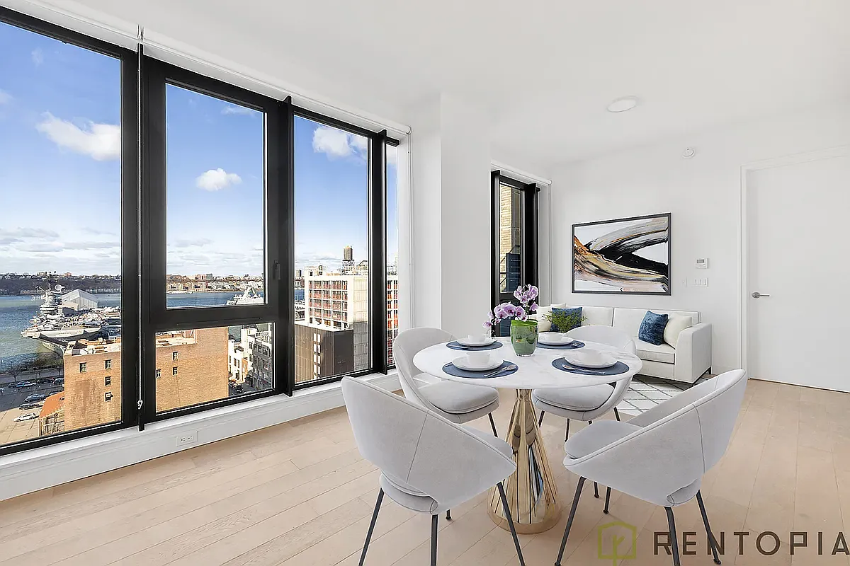 554 West 46th Street — Photo 2