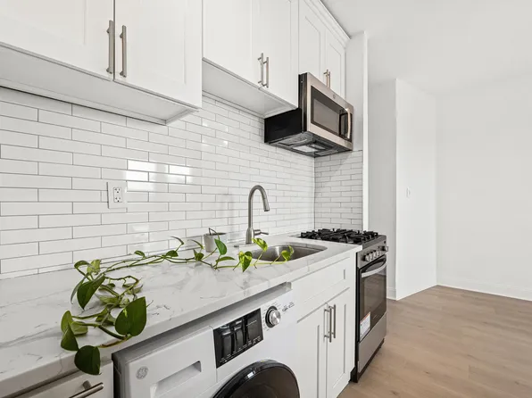 57 Corbin Avenue image 8 of 21