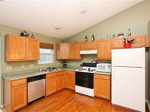 4th image of 2779 Running Creek Dr