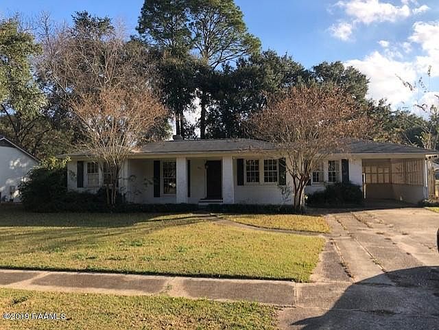 1st image of 903 W Dr McConnell Blvd
