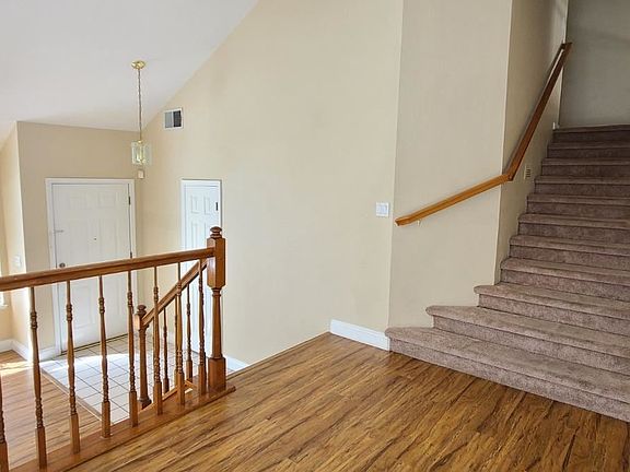 4th image of 8520 Palmerson Dr