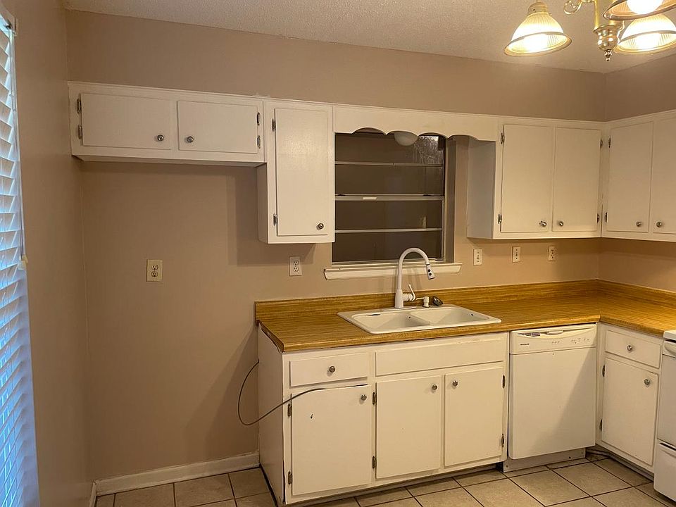 2nd image of 6983 Juana Dr