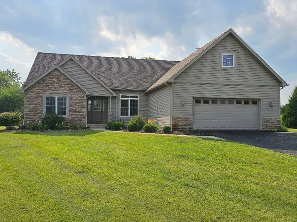 1796 N Raisin Center Hwy, Adrian, MI 49221