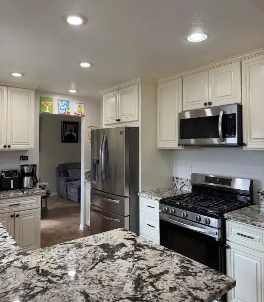 4 bed, 2.5 bath, 1750 sqft, $3,200 — Photo 1