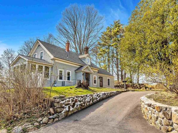 12 Vine Street, Peterborough, NH 03458