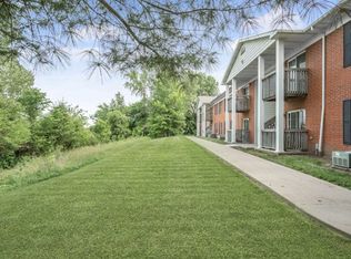 Richmond Square, Richmond, MO 64085