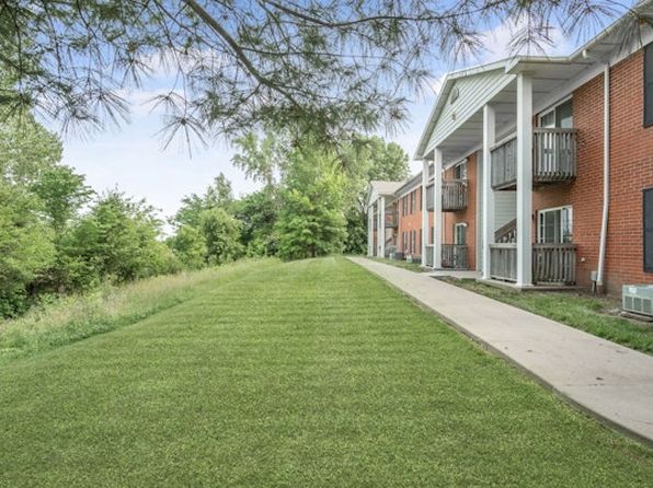 1105 Fairway Dr #14