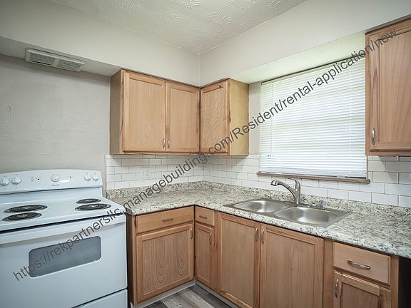5th image of 2525 Lakeview Ave #10833742