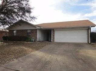 754 Patricia Dr, Sherman, TX 75090