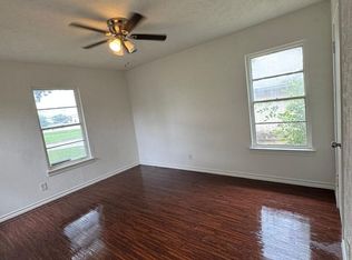 2309 Meadow Ln, Mesquite, TX 75150