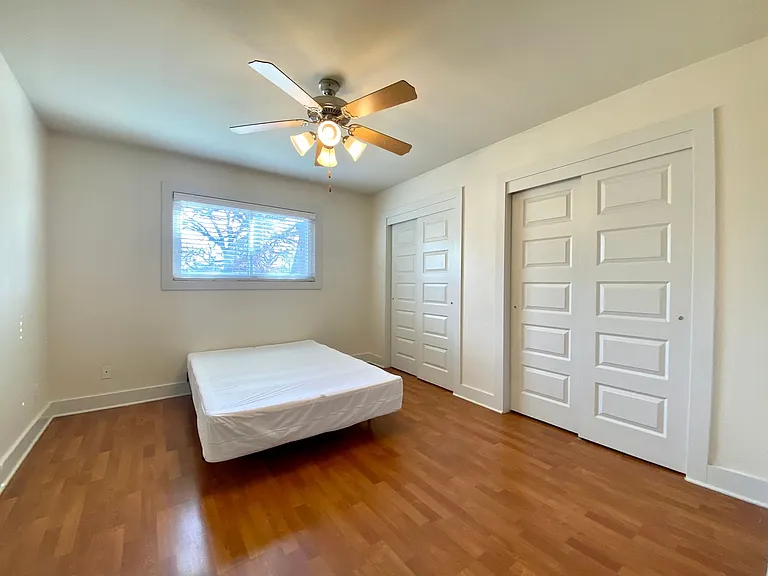 3815 Guadalupe St #207 — Photo 10