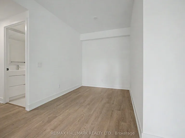 308 Jarvis St #405 — Photo 8