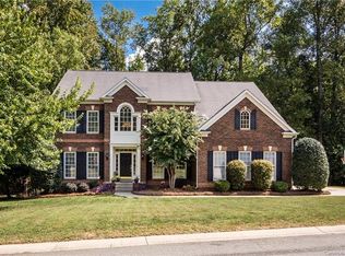 11227 Stonebriar Dr, Charlotte, NC 28277