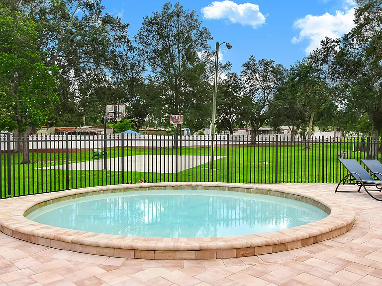 500 Carriage Cove Way — Photo 13