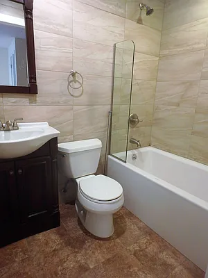 Rented by MAC Realty NY | media 25