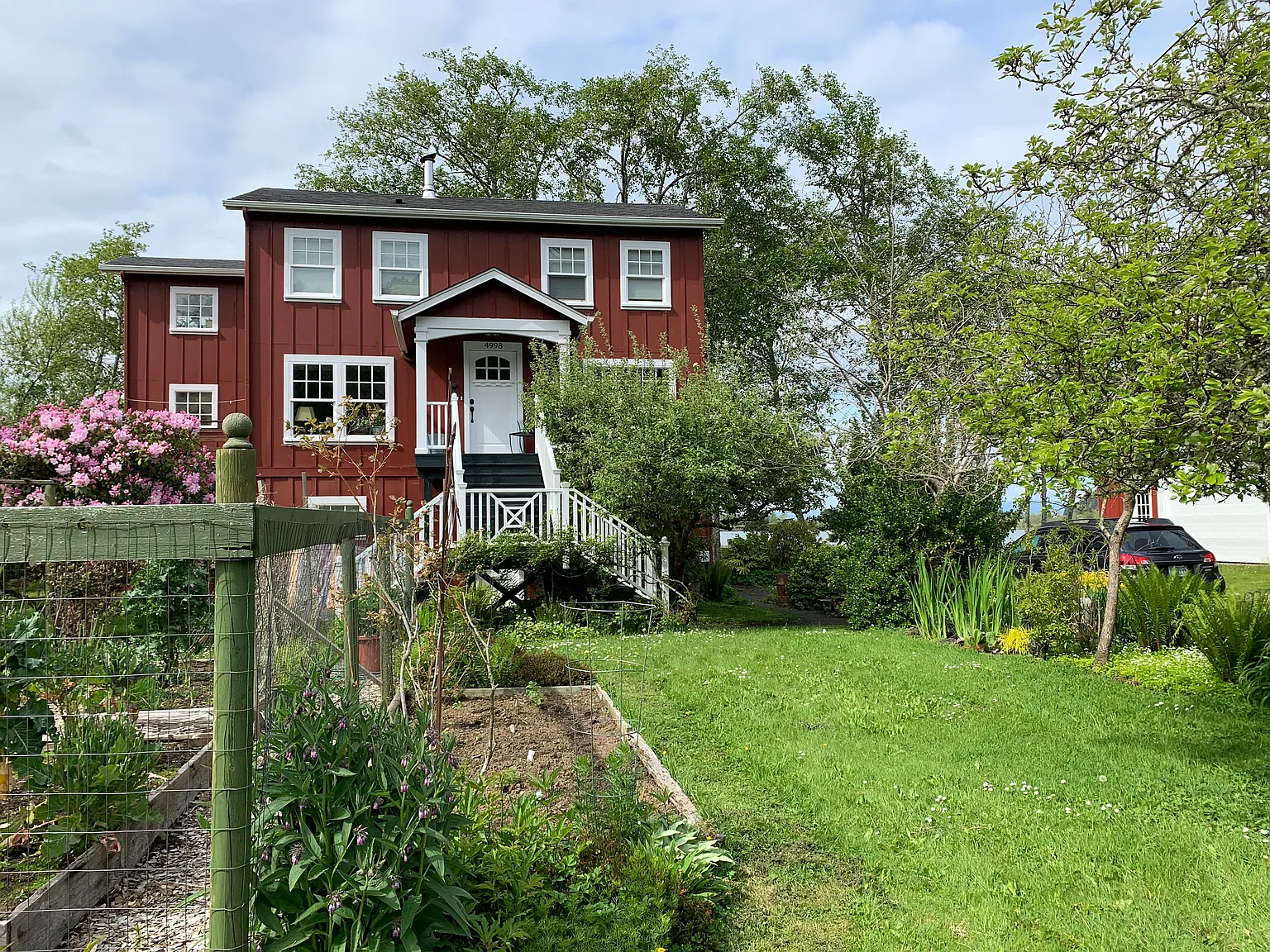 4998 Birch St — Photo 1