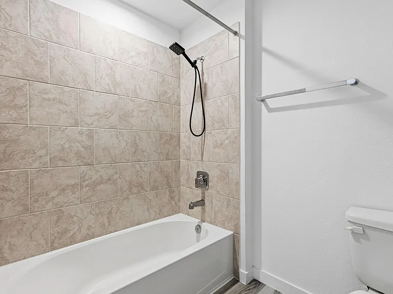 31514 Avebury Lake Ln — Photo 10