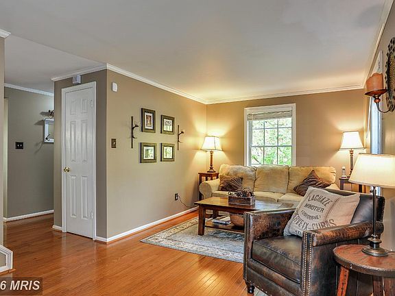 5th image of 6647 Rockleigh Way