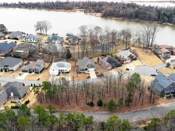 112 Turtle Creek Cv, Maumelle, AR 72113