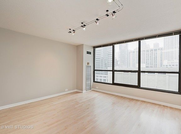 2nd image of 405 N Wabash Ave Unit 415
