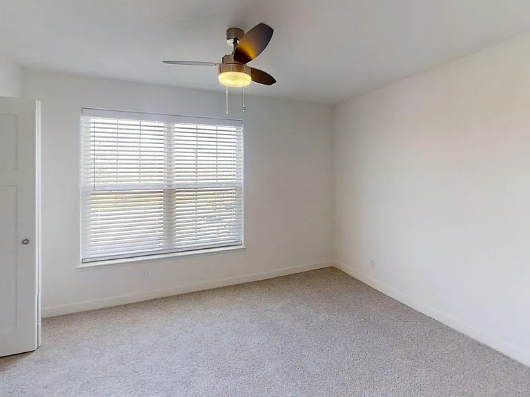Trade Winds Apartment Homes — Photo 63