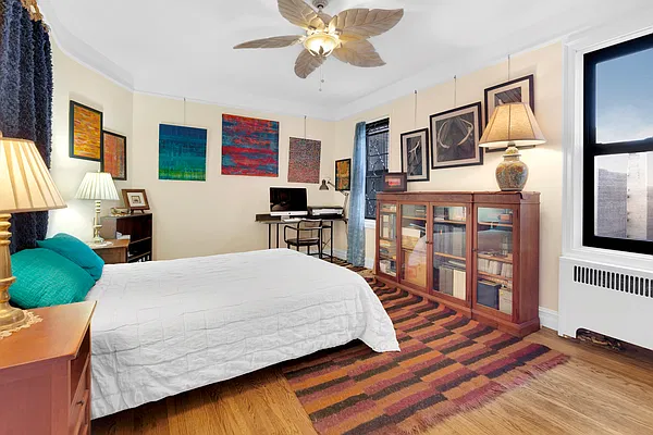 Sold by Compass | media 5