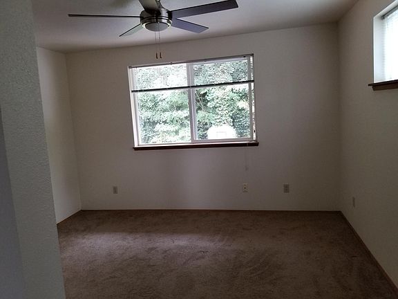 3rd image of 15707 4th Ave S #15907-1/2
