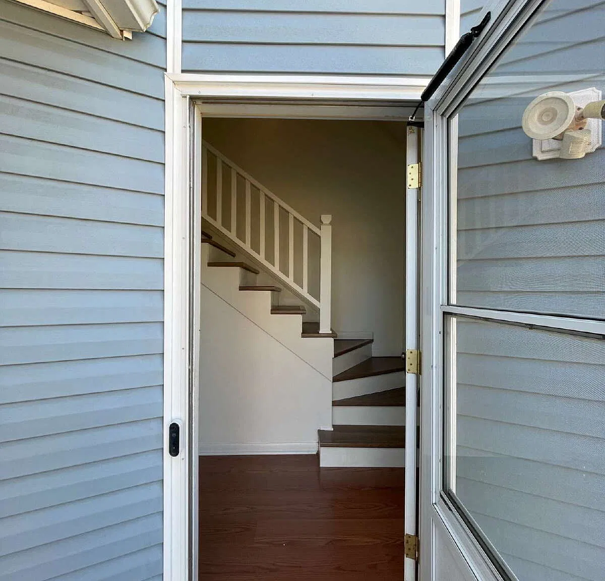 3 bed, 2.0 bath, 1526 sqft, $1,650 — Photo 2