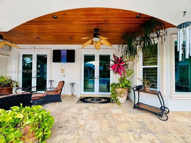 4 bed, 4.0 bath, 3149 sqft, $7,500 — Photo 4