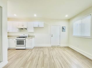 816 Amber Ct #B, Upland, CA 91786