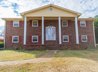 318 E Lakeside Dr, Florence, AL 35630