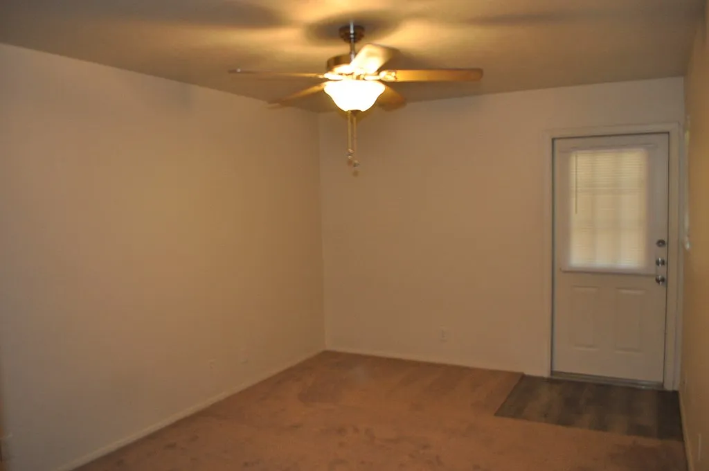 1 bed, 850 sqft, $1,150 — Photo 4
