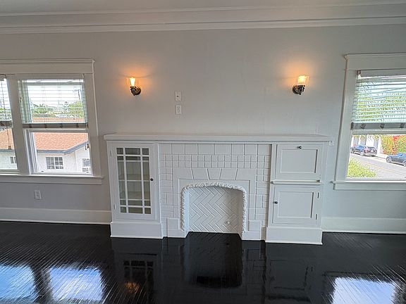 5th image of 1422 E 4th St #B