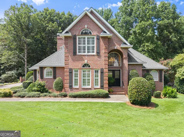 3869 Alexandria Dr, Gainesville, GA 30506