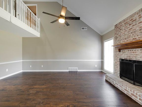 5th image of 4406 Old North Bridge Dr