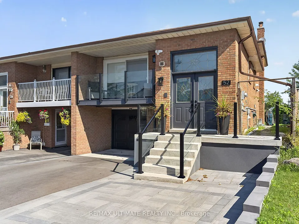 52 Revlis Cres