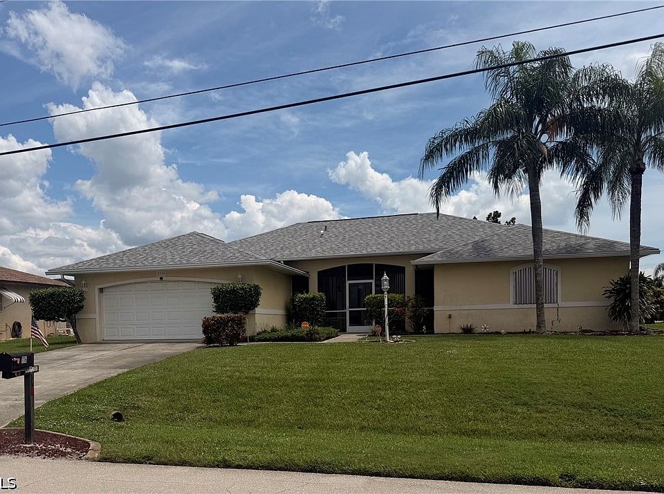 1st image of 1116 SE 31st St