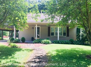 705 Lawton Rd, Marietta, OH 45750